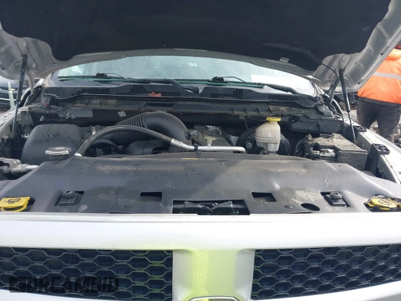 2017 Ram 1500 Express z VIN 3C6RR7KT0HG793912, wystawiony jako IAAI lot #42117201 z przebiegiem 111 728 mil mil oraz . Historia ofert i sprzedaży dostępna na DreamBid. Obrazek 10.