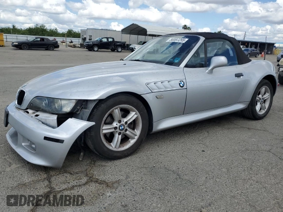 2000 BMW Z3 2.5 with VIN 4USCH9340YLF85274, listed as a Copart auction lot 56897255 with 137,807 mi miles and Salvage title. Bid and sale history available at DreamBid. Image 1.