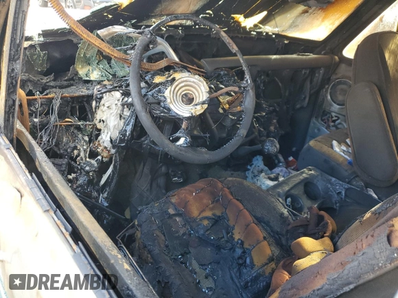 1989 Ford F-250 with VIN 1FTHX25M2KKA93651, listed as a Copart auction lot 78699524 with Not Provided miles and Clean Title. Bid and sale history available at DreamBid. Image 8.