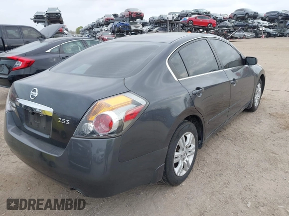 2012 Nissan Altima 2.5 S with VIN 1N4AL2AP7CN489125, listed as a IAAI auction lot 41731788 with 207,697 mi miles. Bid and sale history available at carsss.com. Image 4.