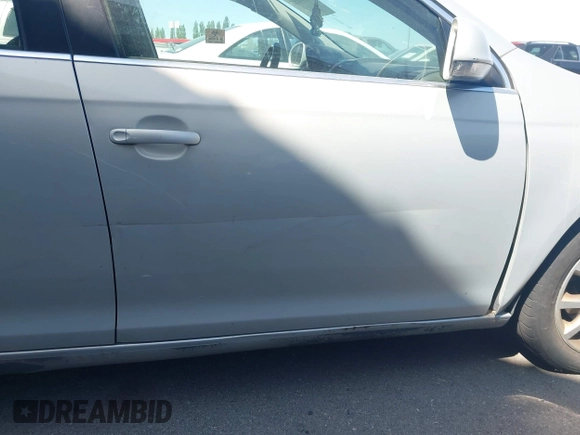 2010 Volkswagen Jetta Limited Edition с VIN 3VWRZ7AJ9AM115141, выставлен на аукционе IAAI как лот 42381197 с пробегом 264 054 миль миль и . История ставок и продаж доступна на DreamBid. Изображение 12.