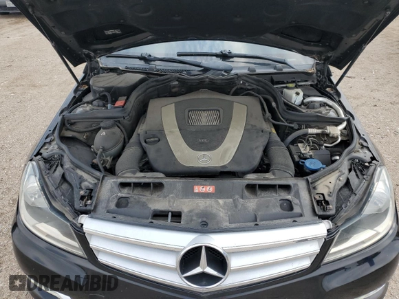 2012 Mercedes-Benz C 300 Sport с VIN WDDGF8BB9CR210323, выставлен на аукционе Copart как лот 57348175 с пробегом 87 400 миль миль и Чистый • Clean title. История ставок и продаж доступна на DreamBid. Изображение 11.