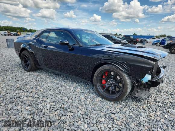 2023 Dodge Challenger R/T Scat Pack Widebody z VIN 2C3CDZFJ3PH596415, wystawiony jako Copart lot #61161035 z przebiegiem 10 317 mil mil oraz Szkoda całkowita • Salvage title. Historia ofert i sprzedaży dostępna na DreamBid. Obrazek 4.