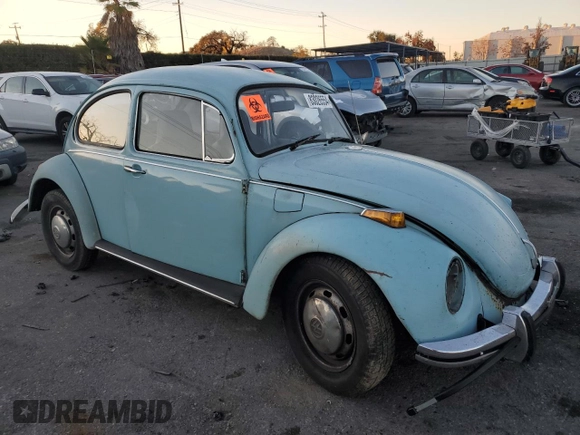 1972 Volkswagen Beetle with VIN 1122696781, listed as a Copart auction lot 83026554 with 11,104 mi miles and Salvage Title. Bid and sale history available at DreamBid. Image 4.