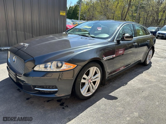 2011 Jaguar XJ with VIN SAJWA2GB8BLV15633, listed as a Copart auction lot 54578795 with 115,725 mi miles and Clean Title. Bid and sale history available at carsss.com. Image 2.