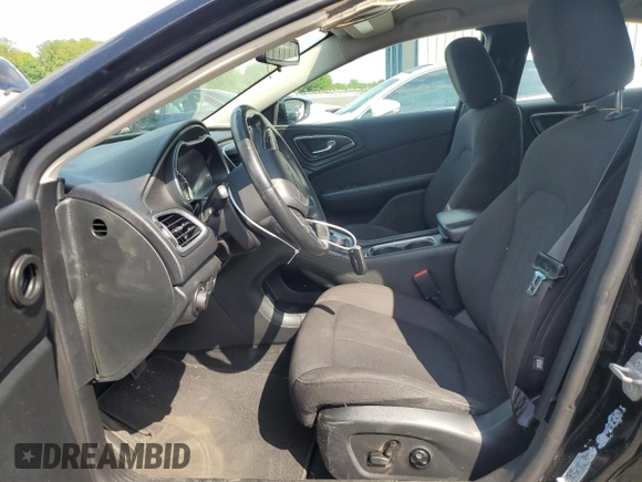 2015 Chrysler 200 Limited with VIN 1C3CCCAB9FN665680, listed as a Copart auction lot 56408475 with 77,677 mi miles and Clean Title. Bid and sale history available at DreamBid. Image 7.