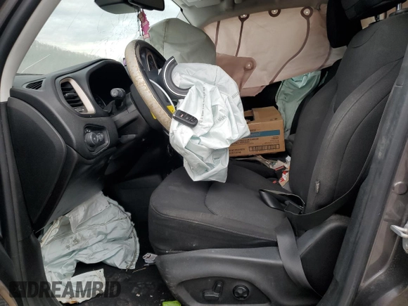 2017 Jeep Renegade Latitude with VIN ZACCJBBB6HPF30337, listed as a Copart auction lot 46453805 with 132,095 mi miles and Salvage Title. Bid and sale history available at carsss.com. Image 7.