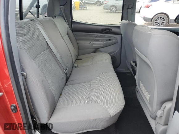 2014 Toyota Tacoma with VIN 3TMLU4EN3EM156907, listed as a Copart auction lot 49350155 with 71,361 mi miles and Salvage Title. Bid and sale history available at DreamBid. Image 10.