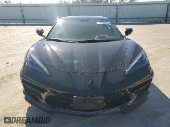 2022 Chevrolet Corvette 3LT with VIN 1G1YC3D4XN5111621, listed as a Copart auction lot 47439585 with 9,795 mi miles and Salvage Title. Bid and sale history available at carsss.com. Image 5.