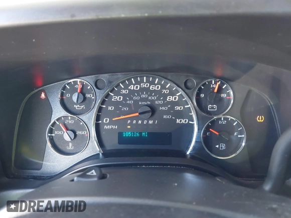 2017 Chevrolet Express Cargo Van with VIN 1GCWGBFF1H1102247, listed as a IAAI auction lot 40660637 with 105,126 mi miles. Bid and sale history available at carsss.com. Image 7.