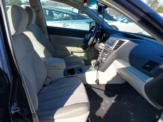 2013 Subaru Outback 2.5i with VIN 4S4BRBAC4D3262168, listed as a IAAI auction lot 41903322 with 199,195 mi miles. Bid and sale history available at carsss.com. Image 5.