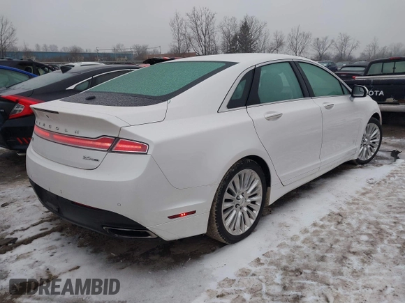 2016 Lincoln MKZ with VIN 3LN6L2G9XGR611001, listed as a IAAI auction lot 41556560 with 95,490 mi miles and . Bid and sale history available at DreamBid. Image 4.