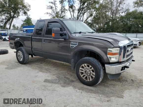2008 Ford F-350 XL with VIN 1FTWX31528ED11395, listed as a Copart auction lot 43812455 with 215,029 mi miles and Salvage Title. Bid and sale history available at DreamBid. Image 4.