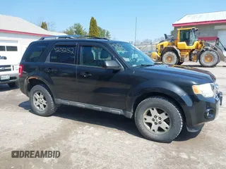 2011 Ford Escape Limited with VIN 1FMCU9EG5BKC33192, listed as a IAAI auction lot 42032152 with 160,745 mi miles. Bid and sale history available at carsss.com. Image 14.