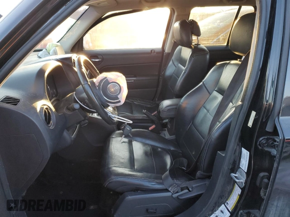 2011 Jeep Patriot Latitude X with VIN 1J4NF4GBXBD127718, listed as a Copart auction lot 89150475 with 162,186 mi miles and Salvage Title. Bid and sale history available at DreamBid. Image 7.