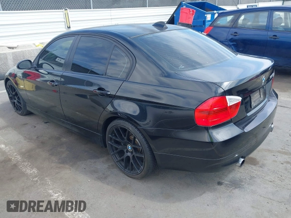 2008 BMW 3 Series 335i with VIN WBAVB77568NH78828, listed as a IAAI auction lot 42053292 with 100,757 mi miles. Bid and sale history available at carsss.com. Image 3.