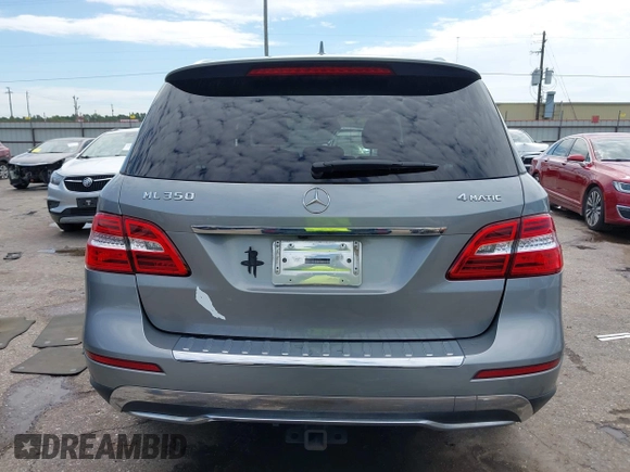 2013 Mercedes-Benz M 350 with VIN 4JGDA5HB9DA242959, listed as a IAAI auction lot 42447266 with 90,782 mi miles and . Bid and sale history available at DreamBid. Image 16.