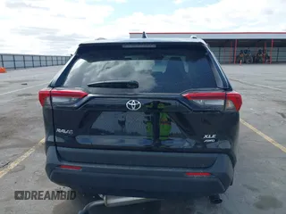 2024 Toyota RAV4 XLE Premium with VIN 2T3A1RFV8RC458744, listed as a IAAI auction lot 42031214 with 6,333 mi miles and . Bid and sale history available at DreamBid. Image 16.