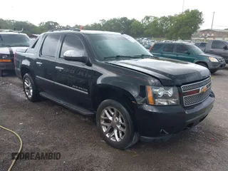 2012 Chevrolet Avalanche LTZ with VIN 3GNTKGE79CG182469, listed as a IAAI auction lot 42679724 with 306,624 mi miles and . Bid and sale history available at DreamBid. Image 1.