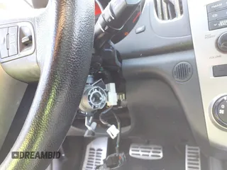 2010 Kia Forte SX с VIN KNAFW4A39A5066069, выставлен на аукционе IAAI как лот 39967432 с пробегом 174 967 миль миль и . История ставок и продаж доступна на DreamBid. Изображение 6.