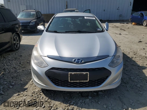 2013 Hyundai Sonata with VIN KMHEC4A46DA086612, listed as a Copart auction lot 55362635 with Not Provided miles and Clean Title. Bid and sale history available at carsss.com. Image 5.
