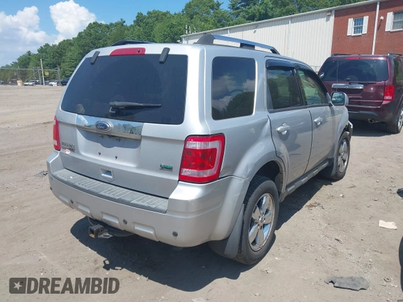 2010 Ford Escape Limited z VIN 1FMCU9EG7AKC87480, wystawiony jako IAAI lot #42748832 z przebiegiem 86 566 mil mil oraz . Historia ofert i sprzedaży dostępna na DreamBid. Obrazek 4.