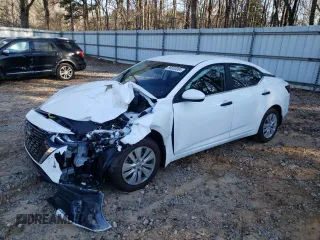 2024 Nissan Sentra S z VIN 3N1AB8BVXRY388396, wystawiony jako Copart lot #86353904 z przebiegiem 4664 mil mil oraz Szkoda całkowita • Salvage title. Historia ofert i sprzedaży dostępna na DreamBid. Obrazek 1.