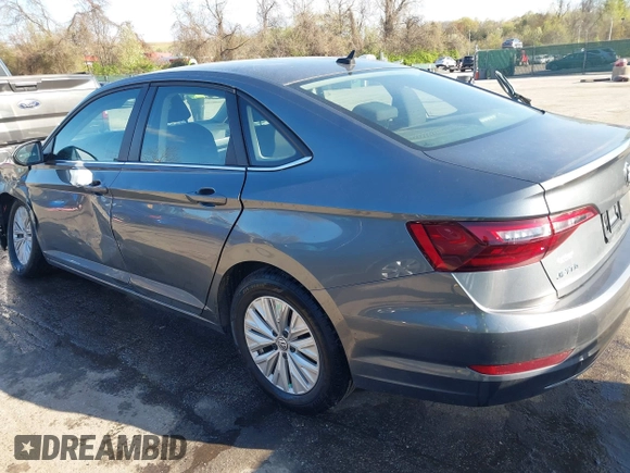 2020 Volkswagen Jetta S with VIN 3VWCB7BU6LM027864, listed as a IAAI auction lot 41876598 with 118,084 mi miles and . Bid and sale history available at DreamBid. Image 18.