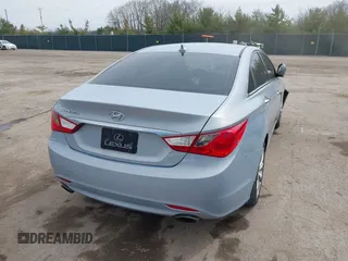 2012 Hyundai Sonata 2.4L Limited PZEV with VIN 5NPEC4AC2CH333580, listed as a IAAI auction lot 42024064 with 155,909 mi miles. Bid and sale history available at carsss.com. Image 4.