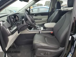 2024 Kia Carnival LX with VIN KNDNB4H35R6414682, listed as a Copart auction lot 65617074 with 4,062 mi miles and Non Repairable. Bid and sale history available at carsss.com. Image 7.