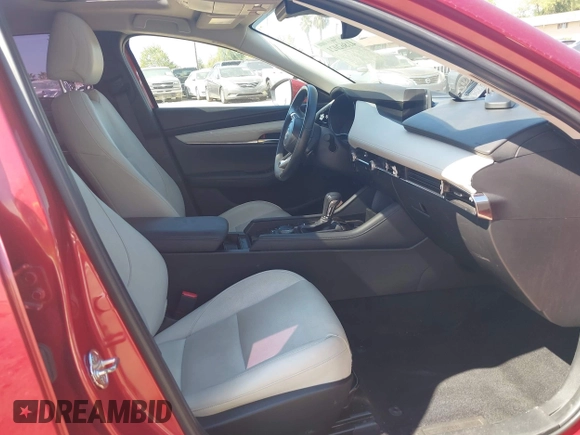 2019 Mazda 3 Premium with VIN JM1BPBEM7K1119186, listed as a IAAI auction lot 41862021 with 39,248 mi miles and . Bid and sale history available at DreamBid. Image 5.