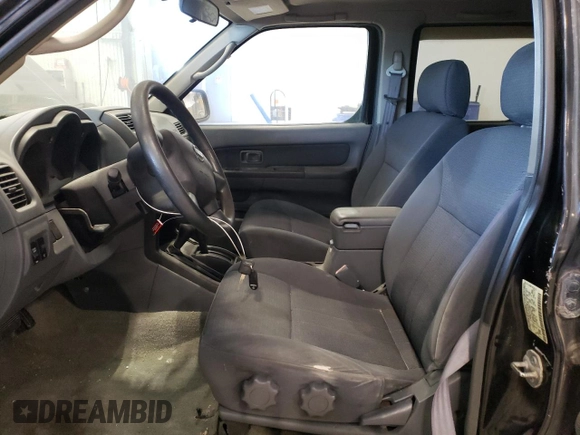 2003 Nissan Frontier SVE with VIN 1N6MD27Y83C412552, listed as a Copart auction lot 82394664 with 204,368 mi miles and Clean title. Bid and sale history available at DreamBid. Image 7.