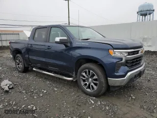 2022 Chevrolet Silverado 1500 LT with VIN 1GCPDKEK0NZ598666, listed as a Copart auction lot 73355844 with 26,047 mi miles and Salvage Title. Bid and sale history available at carsss.com. Image 4.