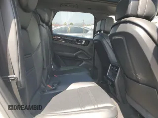 2019 Porsche Cayenne z VIN WP1AA2AY7KDA16322, wystawiony jako Copart lot #60017135 z przebiegiem 72 527 mil mil oraz Szkoda całkowita • Salvage title. Historia ofert i sprzedaży dostępna na DreamBid. Obrazek 11.