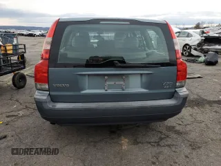 2004 Volvo V70 with VIN YV1SW59V842399389, listed as a Copart auction lot 85686774 with 135,634 mi miles and Salvage Title. Bid and sale history available at carsss.com. Image 6.