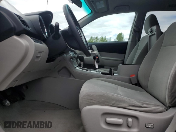 2010 Toyota Highlander with VIN 5TDBK3EH0AS023876, listed as a Copart auction lot 58967145 with 167,494 mi miles and Salvage title. Bid and sale history available at DreamBid. Image 7.