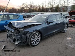 2020 Volvo S60 Momentum with VIN 7JRA22TKXLG048660, listed as a Copart auction lot 84108904 with 52,892 mi miles and Salvage Title. Bid and sale history available at carsss.com. Image 1.