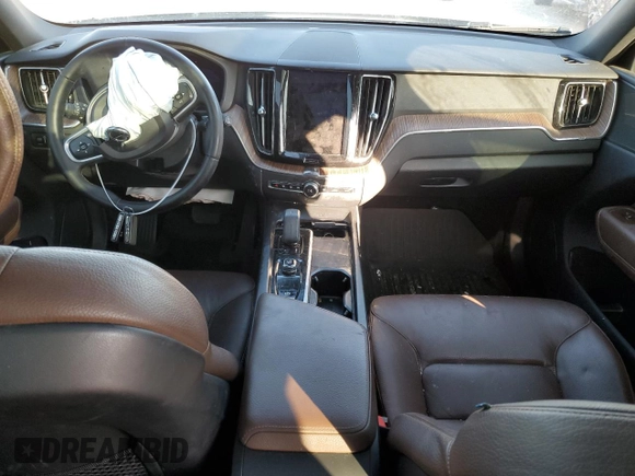 2022 Volvo XC60 Momentum z VIN YV4L12DK0N1944994, wystawiony jako Copart lot #85899774 z przebiegiem 95 461 mil mil oraz Szkoda całkowita • Salvage title. Historia ofert i sprzedaży dostępna na DreamBid. Obrazek 8.
