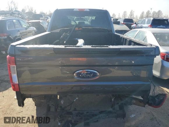 2019 Ford Super Duty F-250 SRW XL with VIN 1FT7W2BT2KEC40480, listed as a Copart auction lot 40177334 with 0 mi miles and Salvage Title. Bid and sale history available at carsss.com. Image 6.