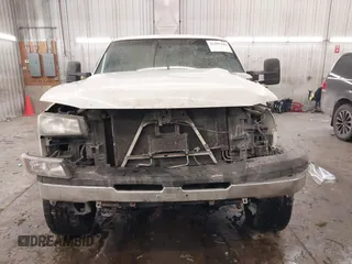2006 Chevrolet Silverado 1500 LT1 with VIN 2GCEK13T961221041, listed as a IAAI auction lot 41497944 with 156,026 mi miles. Bid and sale history available at carsss.com. Image 13.