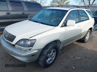 1999 Lexus RX 300 z VIN JT6HF10U2X0090375, wystawiony jako IAAI lot #41874552 z przebiegiem 179 885 mil mil oraz . Historia ofert i sprzedaży dostępna na DreamBid. Obrazek 2.