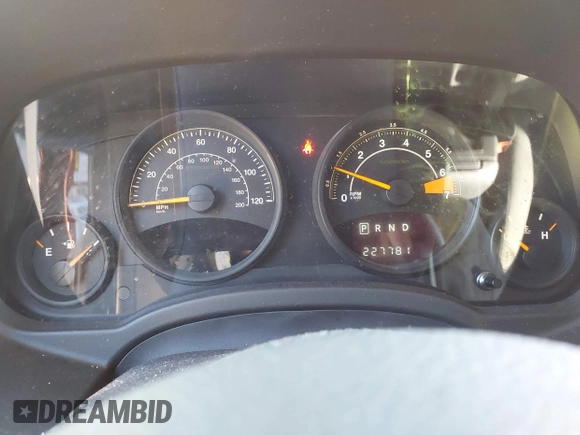 2015 Jeep Patriot Sport with VIN 1C4NJPBB7FD305149, listed as a IAAI auction lot 41643763 with 227,781 mi miles and . Bid and sale history available at carsss.com. Image 7.
