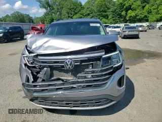 2024 Volkswagen Atlas SE z VIN 1V2JR2CA6RC538030, wystawiony jako Copart lot #58505685 z przebiegiem 32 613 mil mil oraz Szkoda całkowita • Salvage title. Historia ofert i sprzedaży dostępna na DreamBid. Obrazek 14.