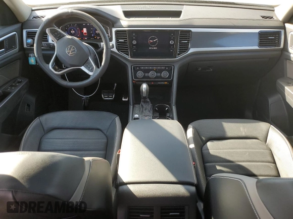 2022 Volkswagen Atlas SEL Premium R-Line with VIN 1V2FR2CA1NC515397, listed as a Copart auction lot 48881985 with 14,071 mi miles and Salvage title. Bid and sale history available at DreamBid. Image 8.