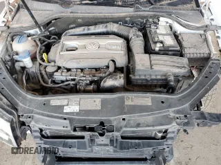 2015 Volkswagen Eos Komfort с VIN WVWBW8AH9FV001976, выставлен на аукционе Copart как лот 59529925 с пробегом 54 520 миль миль и Списание • Salvage title. История ставок и продаж доступна на DreamBid. Изображение 11.