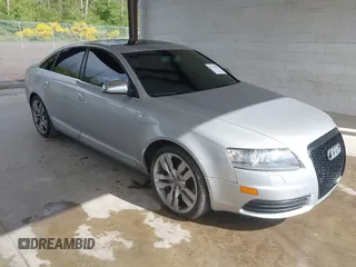 2008 Audi S6 z VIN WAUDN74F18N007416, wystawiony jako IAAI lot #42316923 z przebiegiem 83 990 mil mil oraz . Historia ofert i sprzedaży dostępna na DreamBid. Obrazek 1.