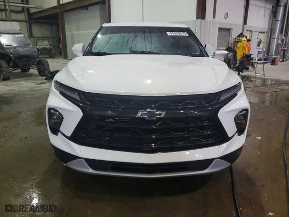 2023 Chevrolet Blazer LT with VIN 3GNKBHR44PS135029, listed as a Copart auction lot 41659215 with 26,877 mi miles and Salvage Title. Bid and sale history available at carsss.com. Image 5.