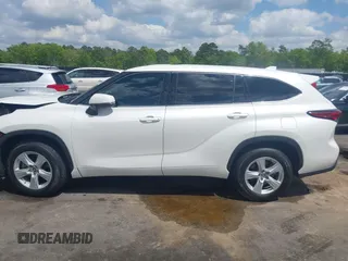 2021 Toyota Highlander L with VIN 5TDZZRAH7MS516123, listed as a IAAI auction lot 42010742 with 63,299 mi miles and . Bid and sale history available at DreamBid. Image 15.