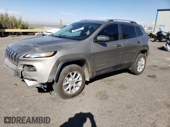 2017 Jeep Cherokee Latitude with VIN 1C4PJMCS0HW631940, listed as a Copart auction lot 76422654 with 58,220 mi miles and Salvage Title. Bid and sale history available at DreamBid. Image 1.