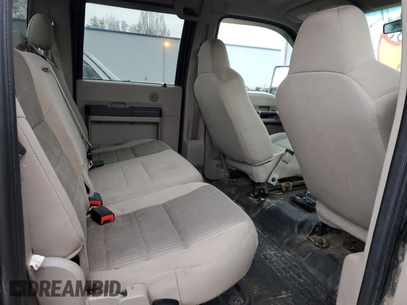 2008 Ford F-250 XL with VIN 1FTSW21528EE45027, listed as a Copart auction lot 43811735 with 157,896 mi miles and Salvage title. Bid and sale history available at DreamBid. Image 10.